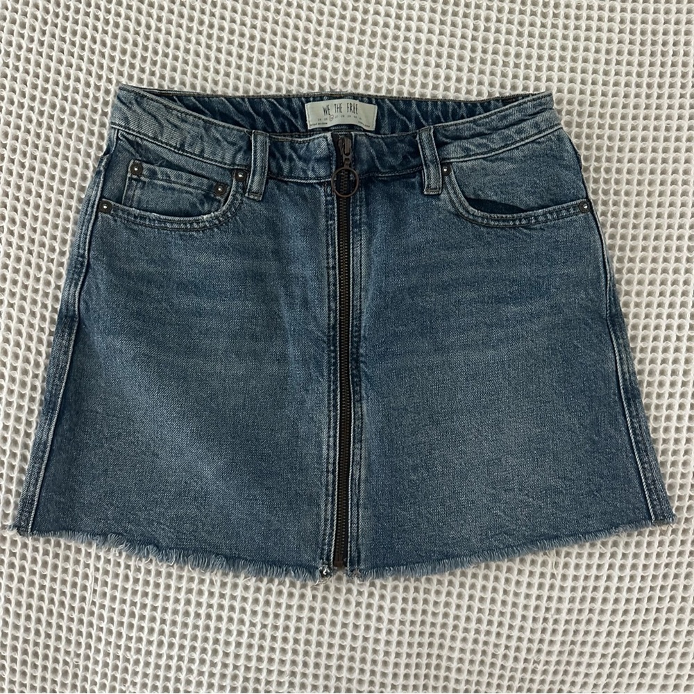 Free People We The Free Zip up Frayed Hem denim mini skirt